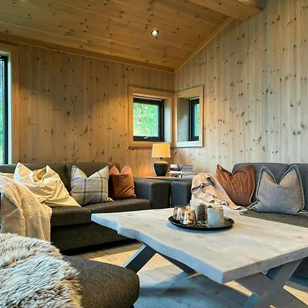 Mountain In Ljosland With Ski-in Access Aseral