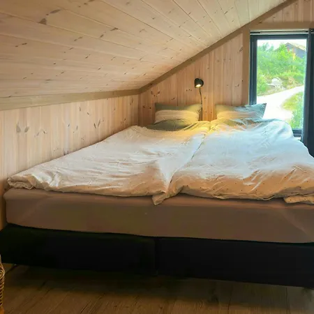 Dom wakacyjny Mountain In Ljosland With Ski-in Access Aseral