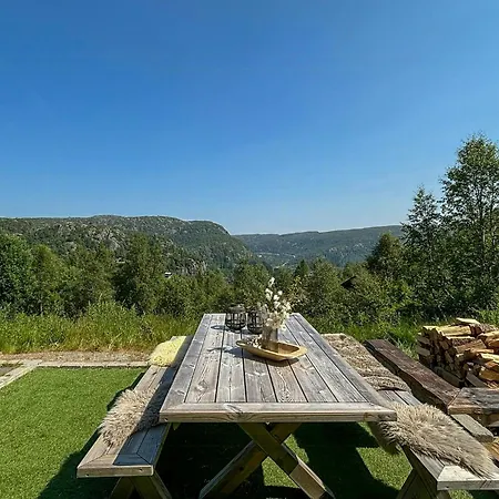 Mountain In Ljosland With Ski-in Access *